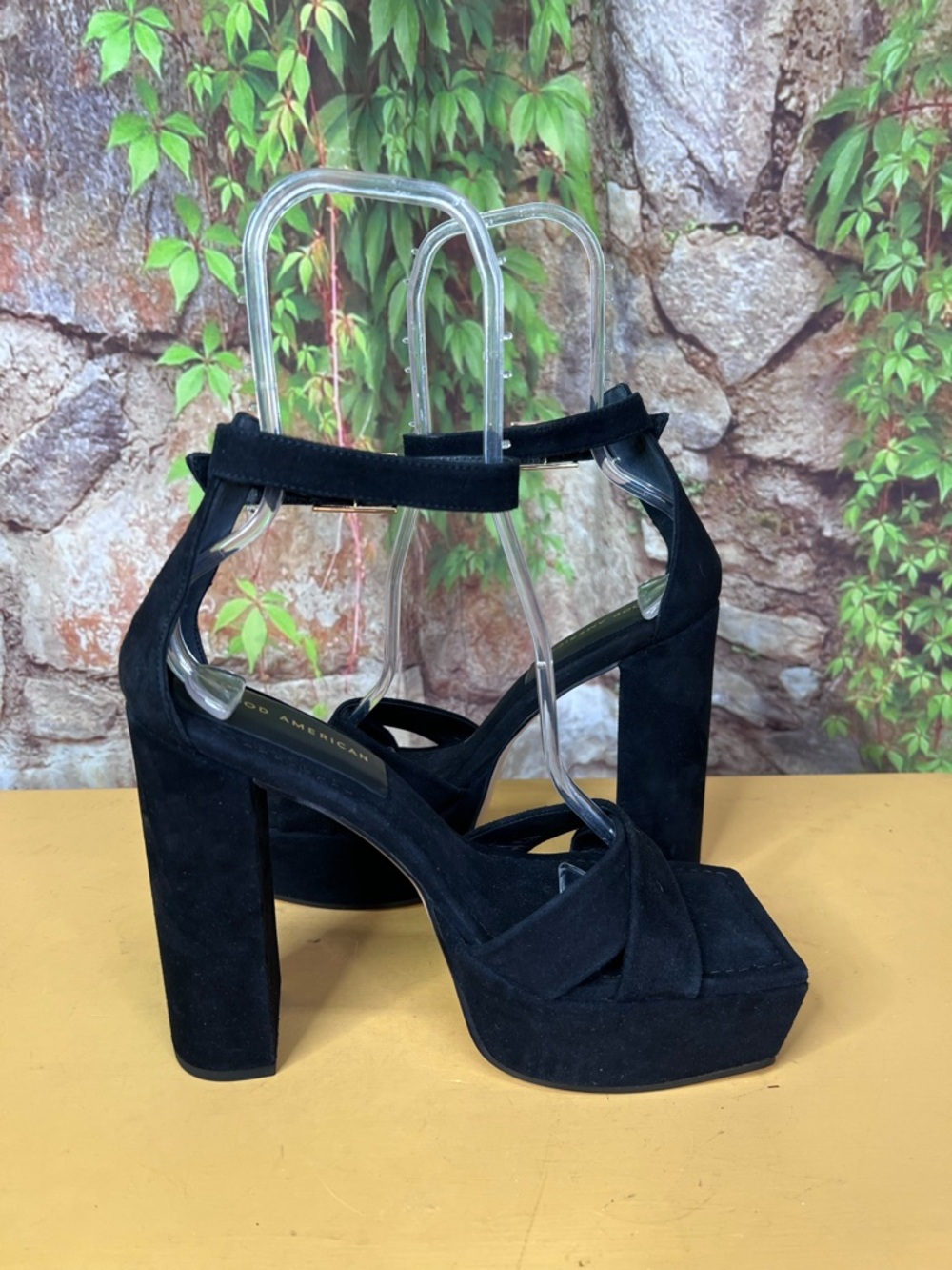 GOOD AMERICAN Chunky Black Suede Ankle Strap Platform Sandals, 9.5 - Picture 11 of 14